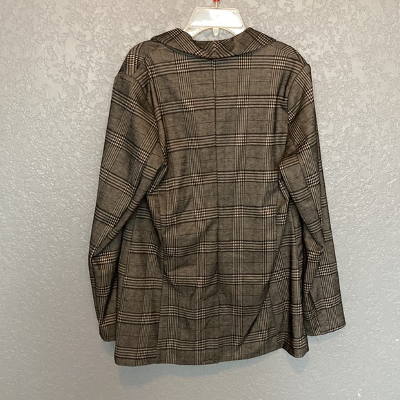 APT. 9 Jacket, Medium - Picture 3 of 3